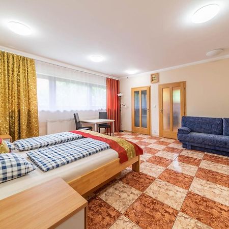 Apartmán blizko centra Prahy Praga Exterior foto